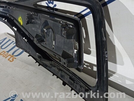 ФОТО Решетка бампера для Volkswagen Passat B8 (07.2014-...) Киев