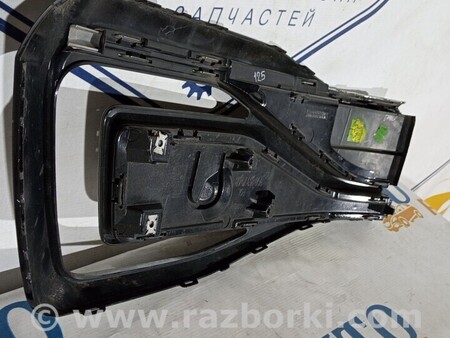 ФОТО Решетка бампера для Volkswagen Passat B8 (07.2014-...) Киев