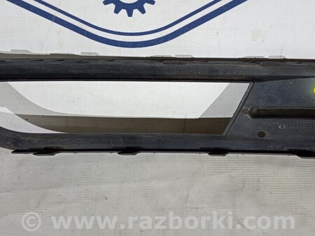 ФОТО Решетка бампера для Volkswagen Passat B8 (07.2014-...) Киев