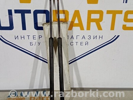ФОТО Амортизатор крышки багажника для Mazda 2 DE (2007-2015) Киев