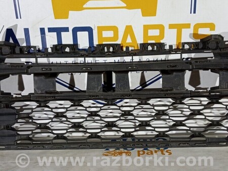 ФОТО Решетка бампера для Citroen C4 Picasso Киев