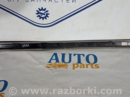 ФОТО Молдинг двери для Volkswagen Caddy 3 (2003-2020) Киев