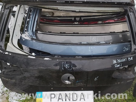 ФОТО Крышка багажника для Volkswagen Passat B8 (07.2014-...) Львов