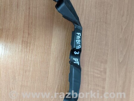 ФОТО Кронштейн бампера для Skoda Fabia Киев