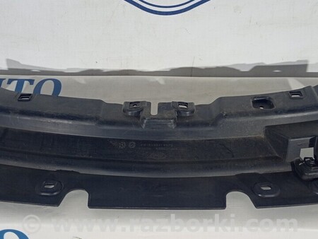 ФОТО Накладка решетки радиатора для Ford Kuga 2 Киев