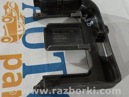 ФОТО Кронштейн крыла для Nissan Micra K12 (2002-2010) Киев