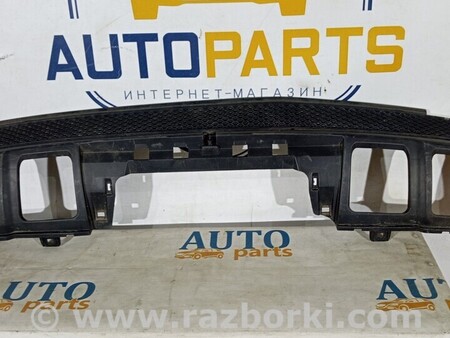 ФОТО Кронштейн крыла для Mercedes-Benz M-CLASS W166 (11-15) Киев