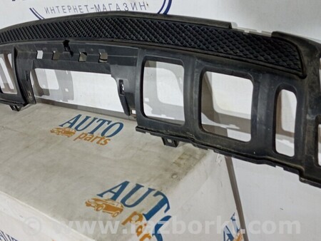 ФОТО Кронштейн крыла для Mercedes-Benz M-CLASS W166 (11-15) Киев