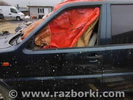 ФОТО Двері передні для Ford Maverick Львов