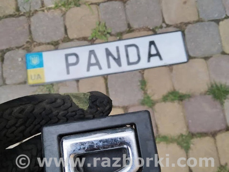ФОТО тримач сітки для Audi (Ауди) A8 D3 (07.2002-10.2009) Львов