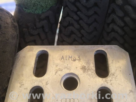 ФОТО планка прижимна для Audi (Ауди) A8 D3 (07.2002-10.2009) Львов