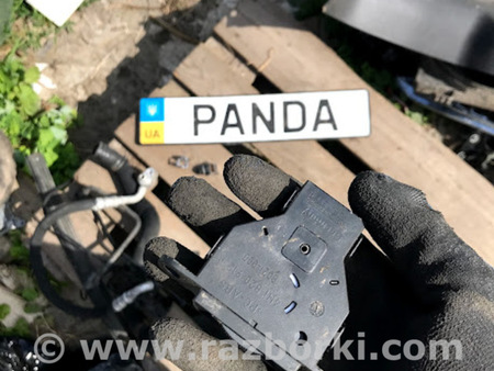 ФОТО ругелювання решітки обдуву для Audi (Ауди) A8 D4 (11.2009-01.2018) Львов