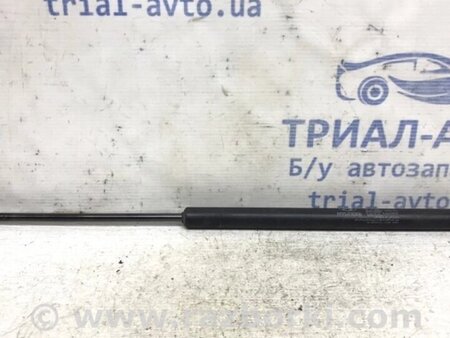 ФОТО Амортизатор кришки багажника для Hyundai Tucson Киев