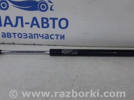 ФОТО Амортизатор кришки багажника для Suzuki Grand Vitara Киев