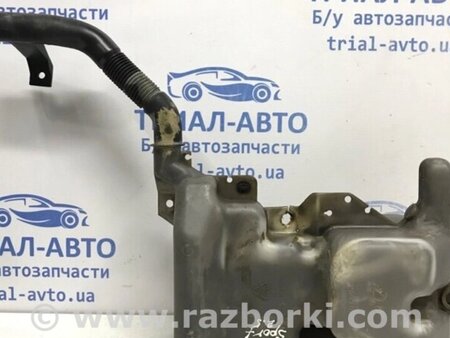 ФОТО Бачок омивача для Mitsubishi Pajero Sport Киев
