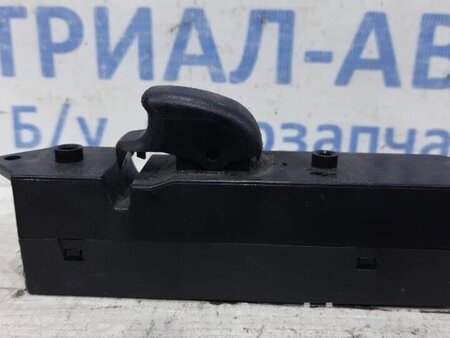 ФОТО Кнопка склопідйомника для Mitsubishi Pajero Sport Киев