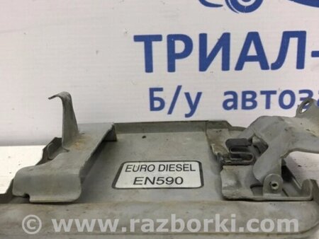 ФОТО Лючок бака  для Mitsubishi Pajero Sport Киев