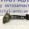 Обмежувач дверей задній правий Mitsubishi Pajero Sport