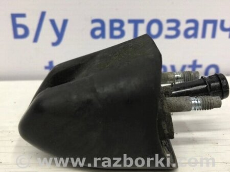 ФОТО Омивач фари правий для Mitsubishi Pajero Sport Киев