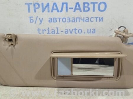 ФОТО Козирок сонцезахисний правий для Toyota Land Cruiser Киев