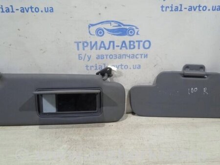 ФОТО Козирок сонцезахисний правий для Toyota Land Cruiser Киев