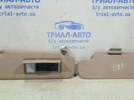ФОТО Козирок сонцезахисний правий для Toyota Land Cruiser Киев