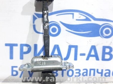 ФОТО Обмежувач дверей передній для KIA Sorento Киев