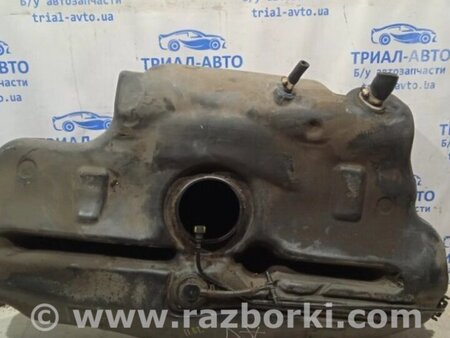 ФОТО Бак паливний пластик для Toyota Avensis T270 (10.2008-12.2012) Киев