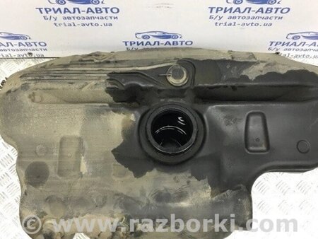 ФОТО Бак паливний пластик для Toyota Avensis T270 (10.2008-12.2012) Киев
