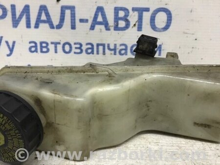 ФОТО Бачок головного гальмівного циліндра для Toyota Avensis T270 (10.2008-12.2012) Киев
