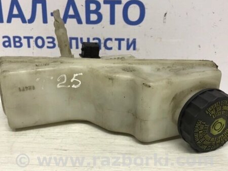 ФОТО Бачок головного гальмівного циліндра для Toyota Avensis T270 (10.2008-12.2012) Киев