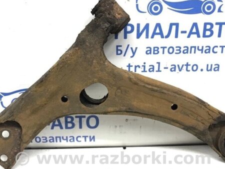 ФОТО Важель правий для Toyota Avensis T270 (10.2008-12.2012) Киев