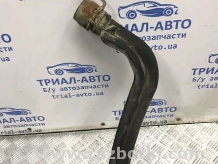 ФОТО Горловина заливна для Toyota Avensis T270 (10.2008-12.2012) Киев