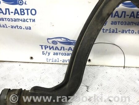ФОТО Горловина заливна для Toyota Avensis T270 (10.2008-12.2012) Киев