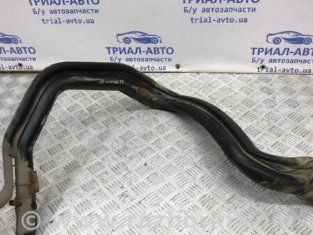 ФОТО Горловина заливна для Toyota Avensis T270 (10.2008-12.2012) Киев
