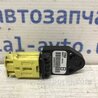 Датчик AIRBAG (удару) Toyota Avensis T270 (10.2008-12.2012)