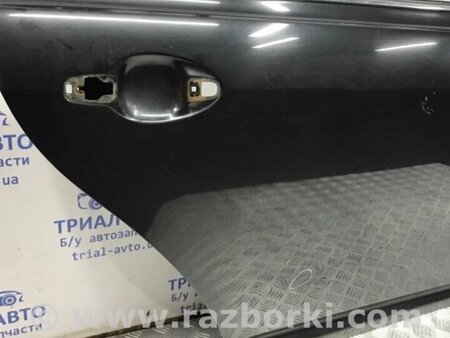 ФОТО Двері задні праві для Toyota Avensis T270 (10.2008-12.2012) Киев