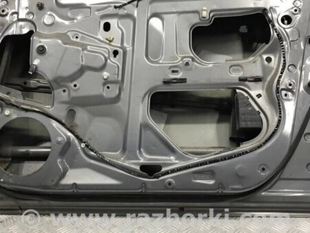 ФОТО Двері передні праві для Toyota Avensis T270 (10.2008-12.2012) Киев