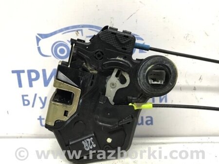 ФОТО Замок двері задній правий для Toyota Avensis T270 (10.2008-12.2012) Киев