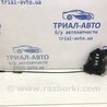 Замок двері передній правий Mitsubishi Lancer