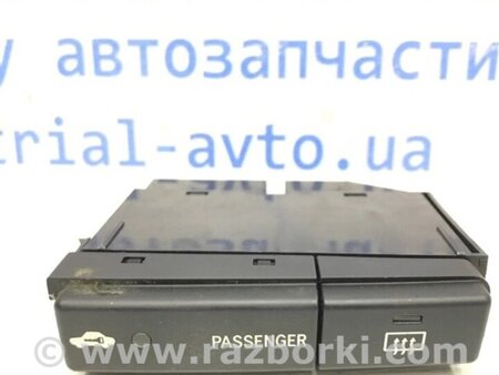 ФОТО Кнопка підігріву для Toyota Avensis T270 (10.2008-12.2012) Киев