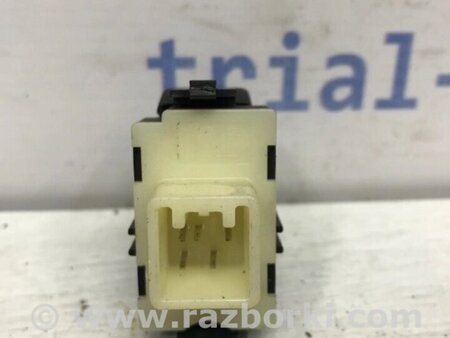 ФОТО Кнопка склопідйомника для Toyota Avensis T270 (10.2008-12.2012) Киев