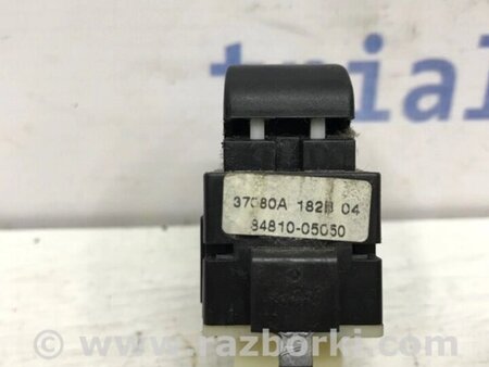 ФОТО Кнопка склопідйомника для Toyota Avensis T270 (10.2008-12.2012) Киев