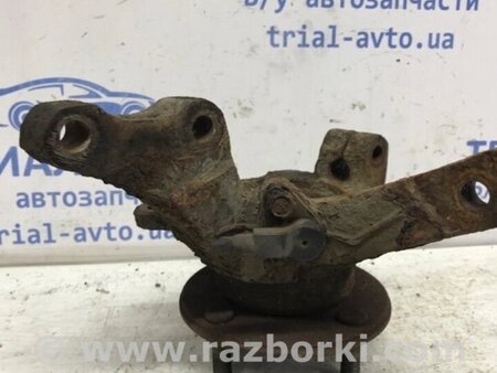 ФОТО Кулак поворотний лівий зі маточкою для Mitsubishi Lancer Киев
