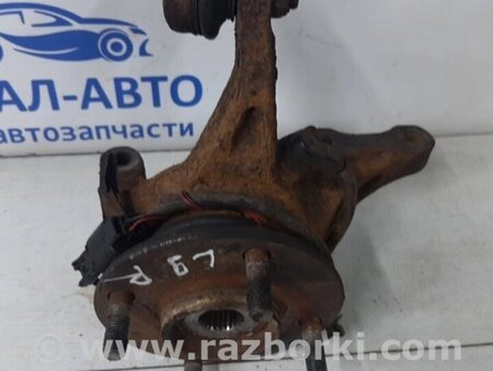 ФОТО Кулак поворотний правий зі маточкою для Mitsubishi Lancer Киев
