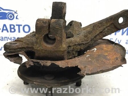 ФОТО Кулак поворотний правий зі маточкою для Mitsubishi Lancer Киев