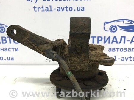 ФОТО Кулак поворотний правий зі маточкою для Mitsubishi Outlander Киев