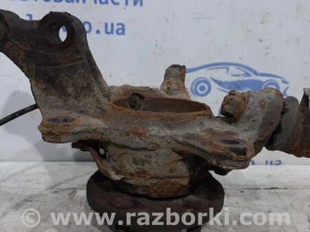 ФОТО Кулак поворотний правий зі маточкою для Toyota Avensis T270 (10.2008-12.2012) Киев