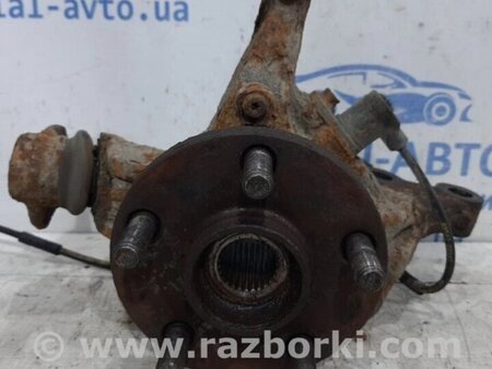 ФОТО Кулак поворотний правий зі маточкою для Toyota Avensis T270 (10.2008-12.2012) Киев
