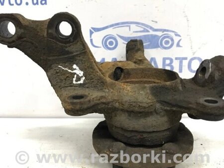 ФОТО Кулак поворотний правий зі маточкою для Toyota Avensis T270 (10.2008-12.2012) Киев
